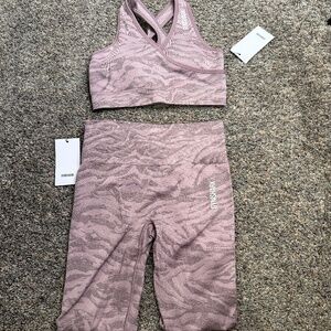 Gymshark set (animal adapt)